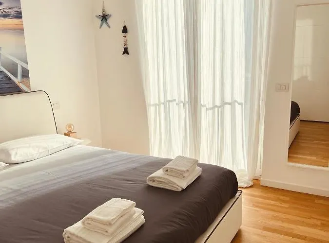 Dimora Punta Azzurra- Enjoy Apulia * بولينيانو آ ماري